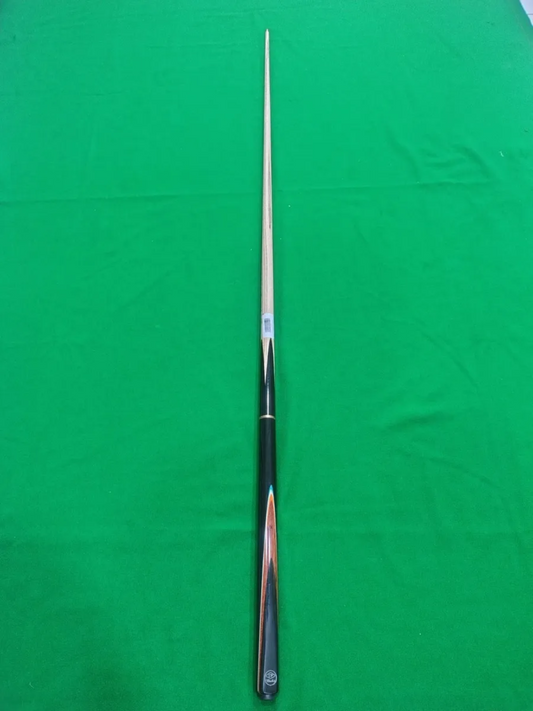 LP Black8 Snooker Cue 3/4